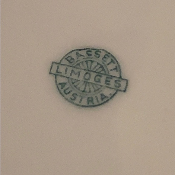 HP🎉Bassett Limoges Austria Covered Porcelain Dish - Picture 2 of 12